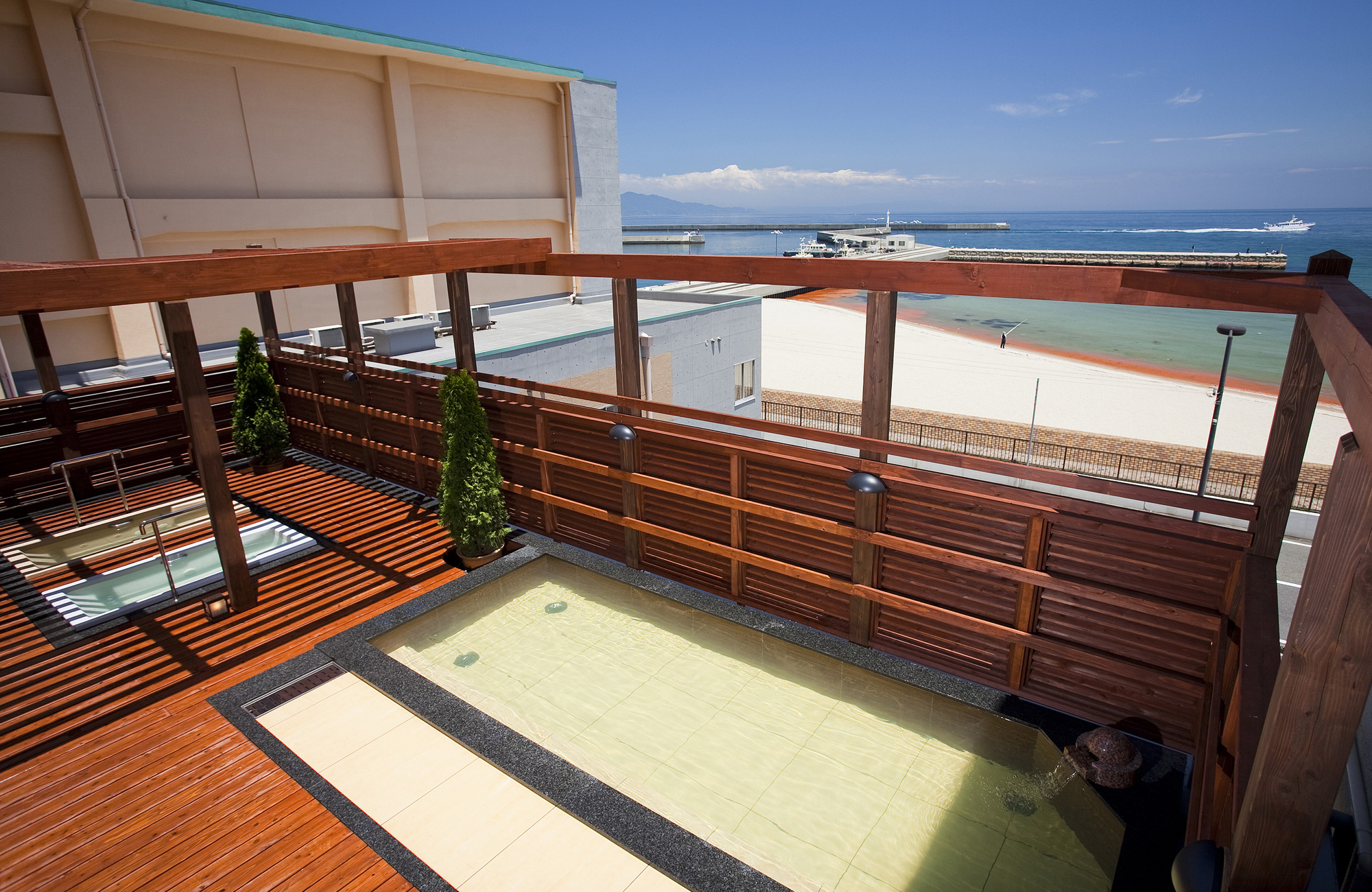 海月館の露天風呂